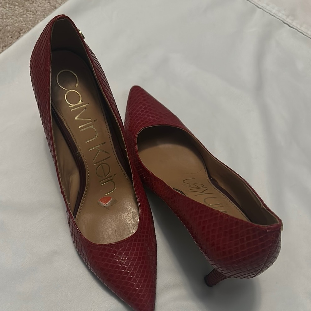 Calvin Klein Red Heels Elegant Design